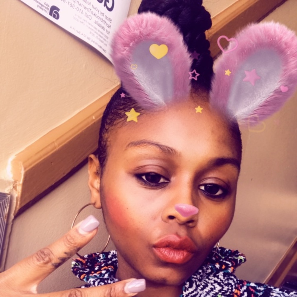 Meet your Posher, Armani